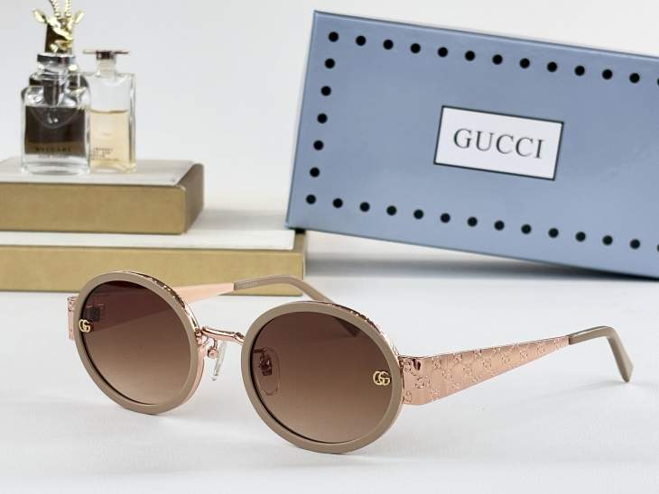 Picture of Gucci Sunglasses _SKUfw79721396fw